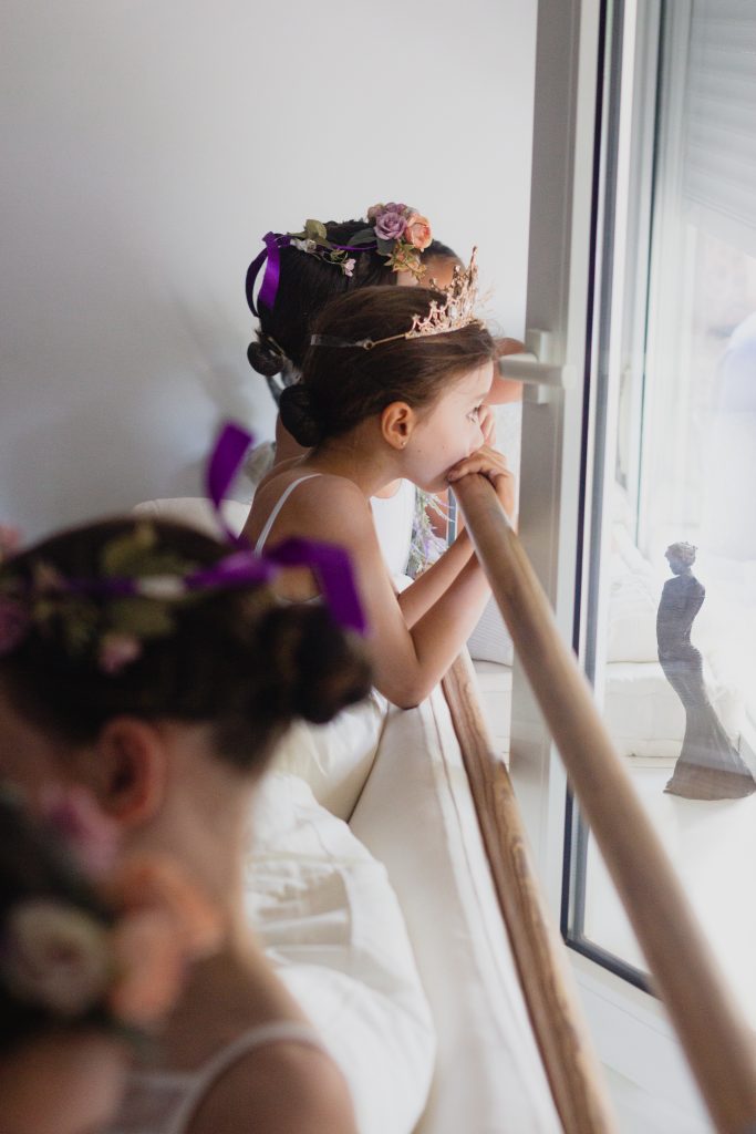 Niñas Alumnas de Ballet aprendiendo en academia BalletTheNewClassic Clases de Ballet Pre Primary Primary 1 y 2 para niños en La Moraleja Alcobendas